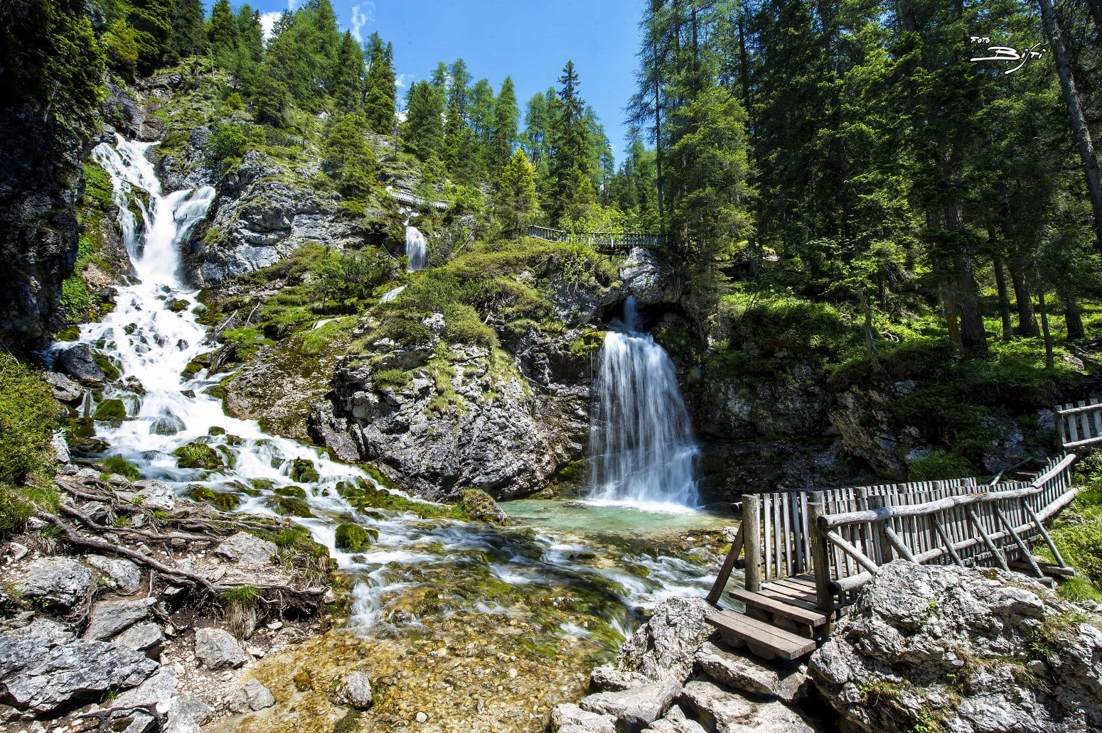 madonna-di-campiglio-vallesinella-waterfall-photo-bisti.jpg