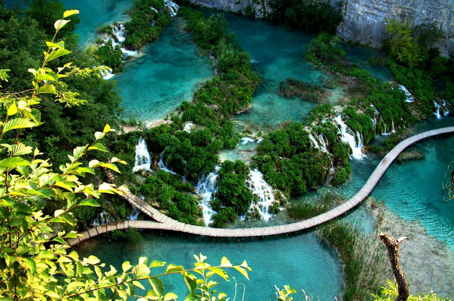 Plitvice-Lakes-National-Park-active-holiday.jpg