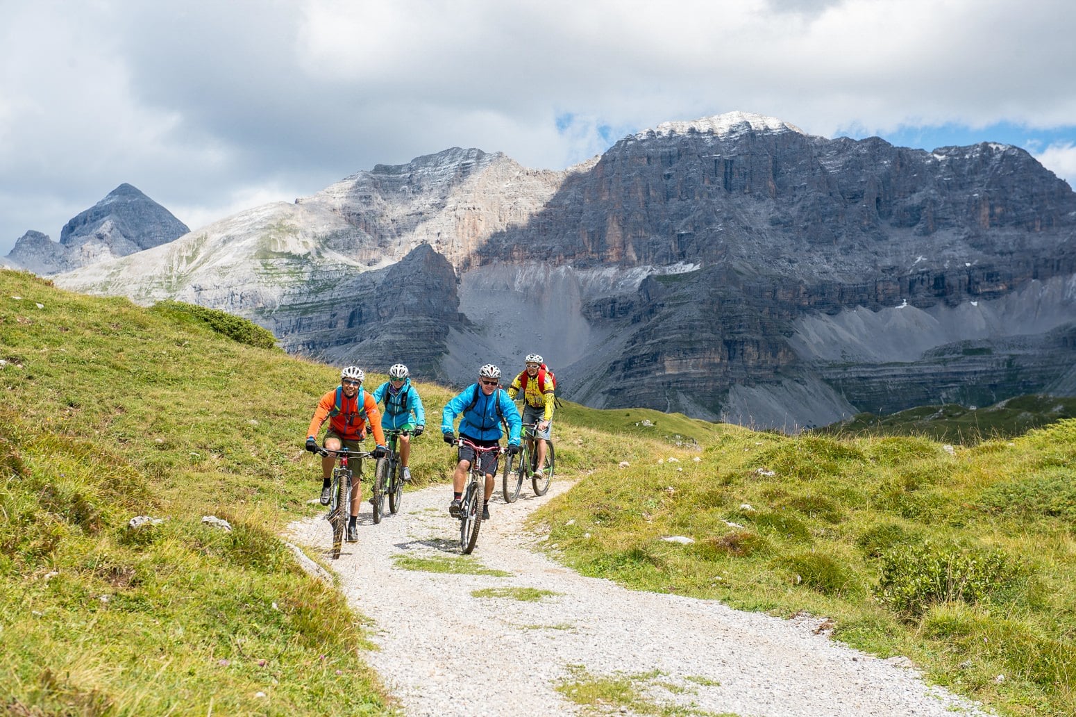 mountain bikers in the Dolomites